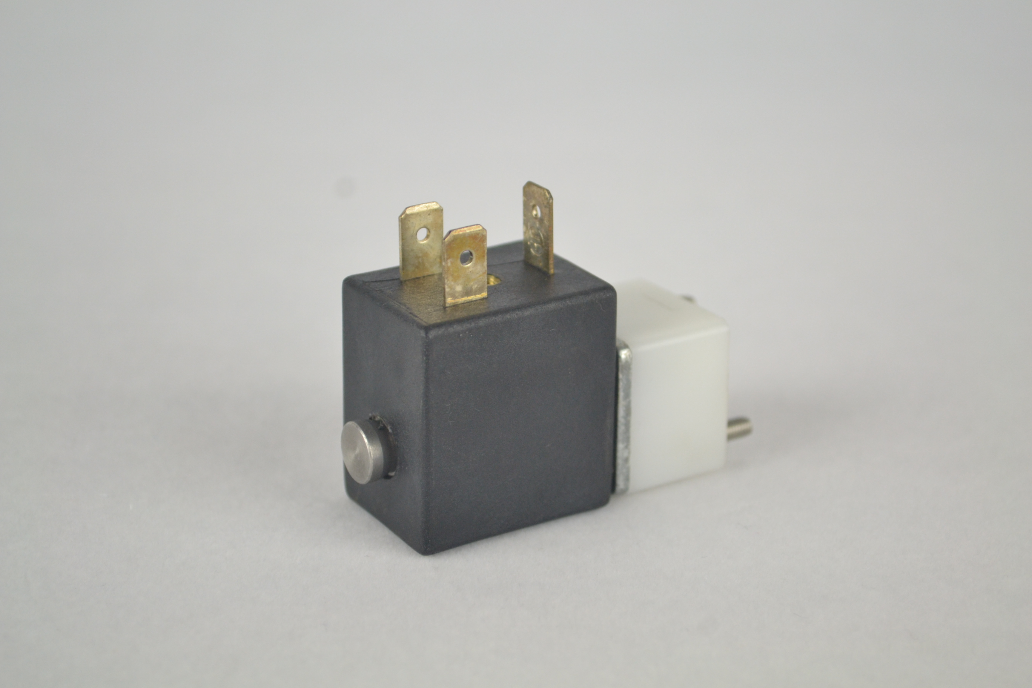 521-0001-173 2 Port Solenoid Valve