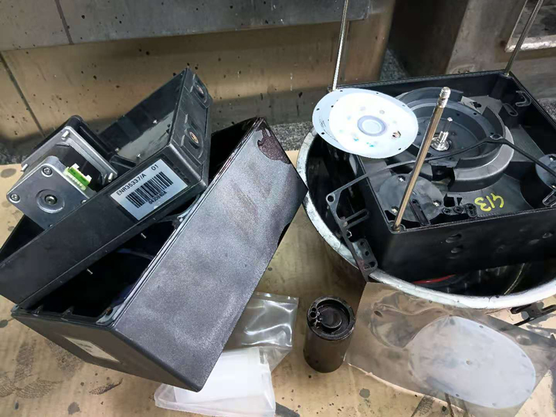 IC60 Ink Circuit Before Cleaning